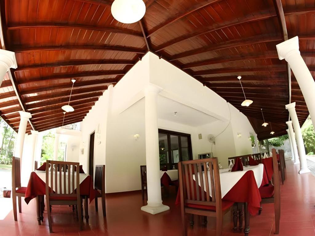 The Mgs Hotel Elpitiya  Exterior foto