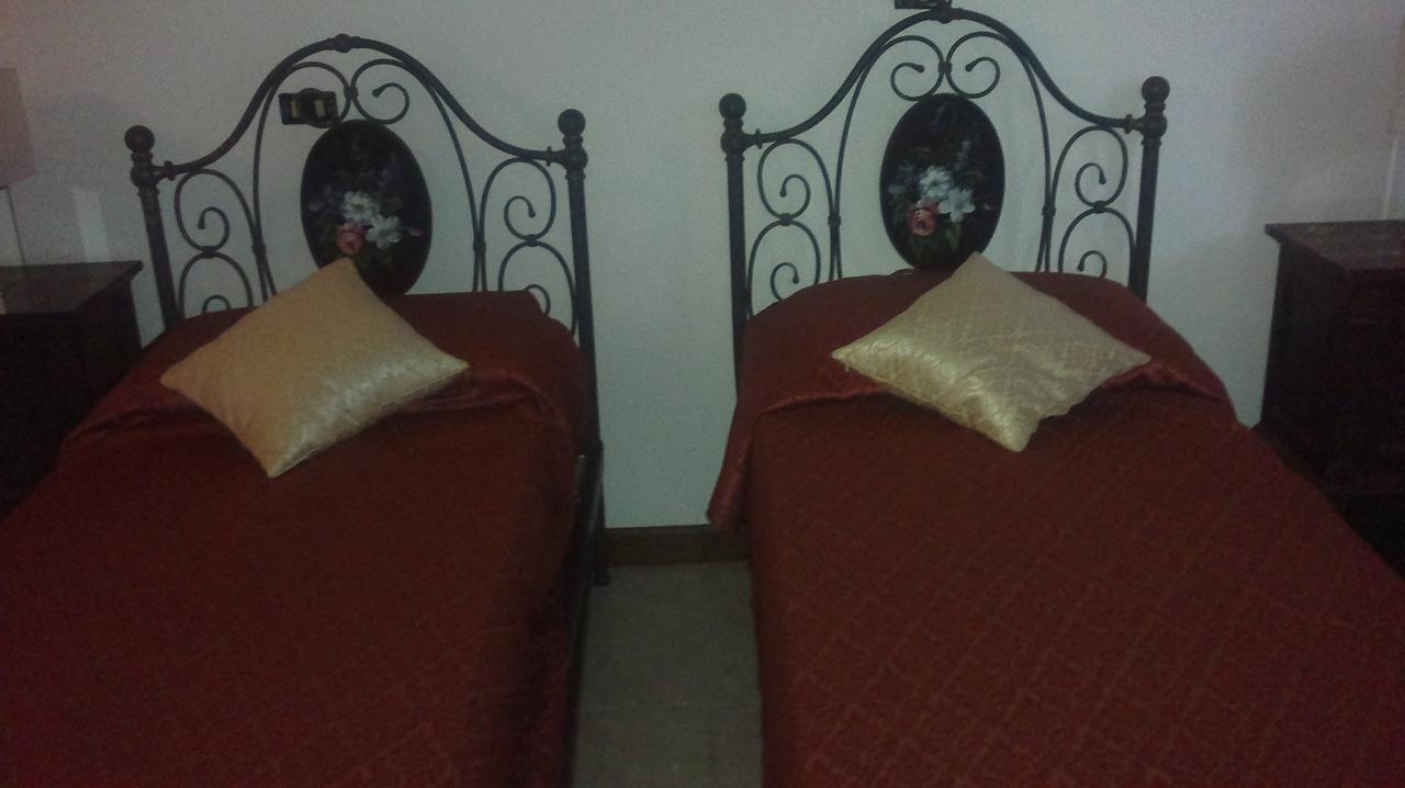 The Mgs Hotel Elpitiya  Zimmer foto